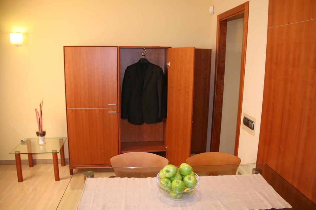 Apartaments Arago565 Barcellona Esterno foto